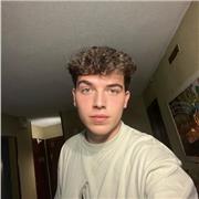 Profesor con experiencia impartiendo clases, además de seguir siendo estudiante